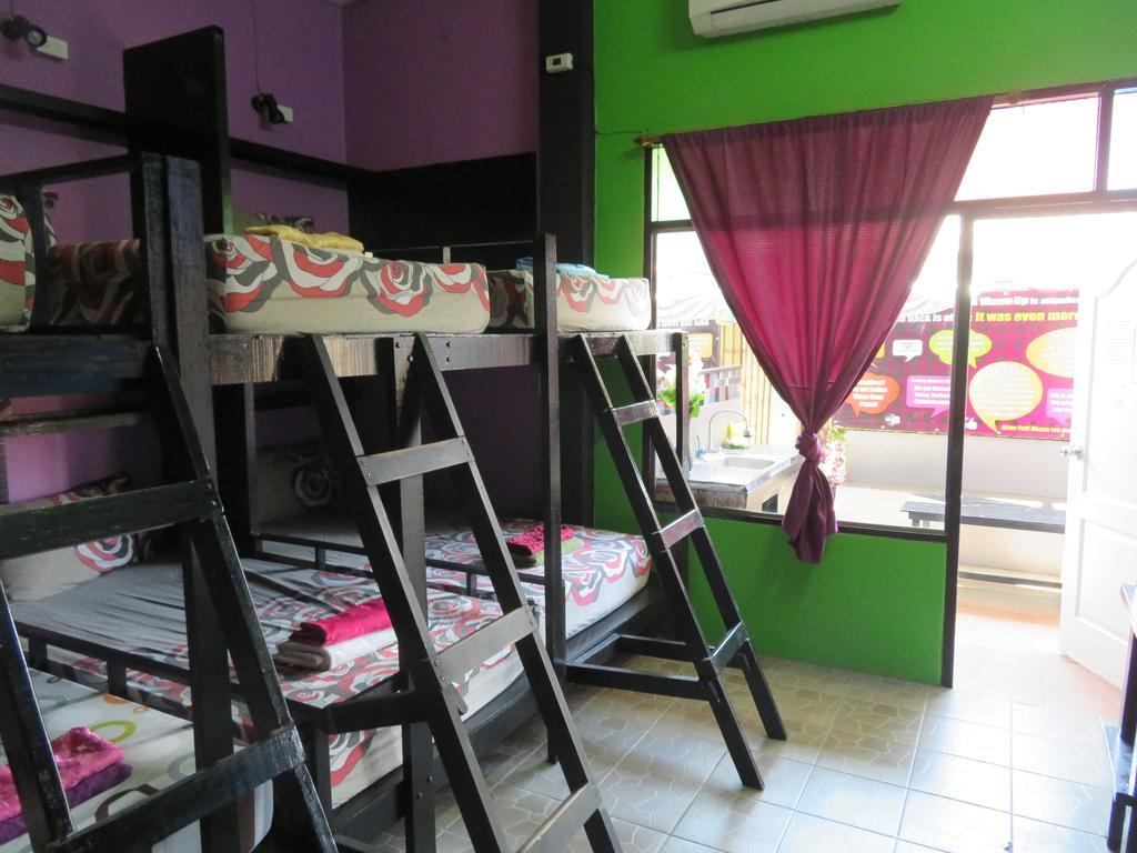 Same Same Guesthouse, Bar & Restaurant (Adults Only) Haad Rin Eksteriør bilde