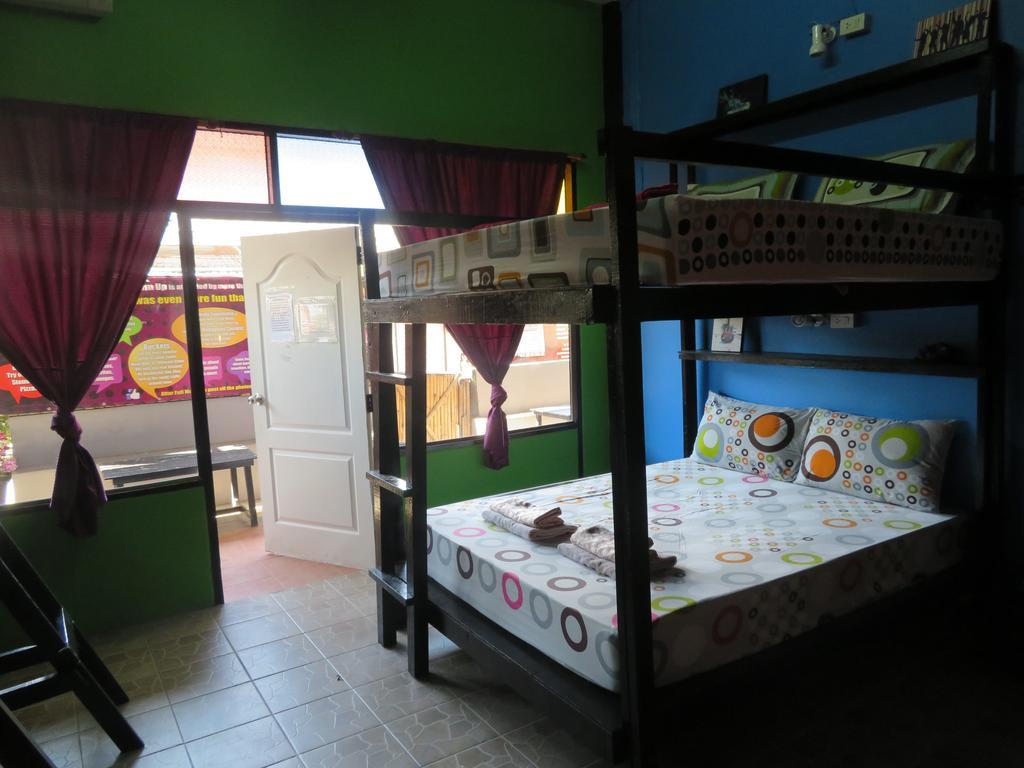 Same Same Guesthouse, Bar & Restaurant (Adults Only) Haad Rin Eksteriør bilde