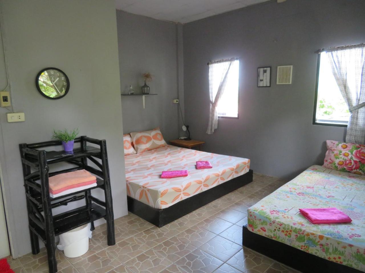 Same Same Guesthouse, Bar & Restaurant (Adults Only) Haad Rin Eksteriør bilde