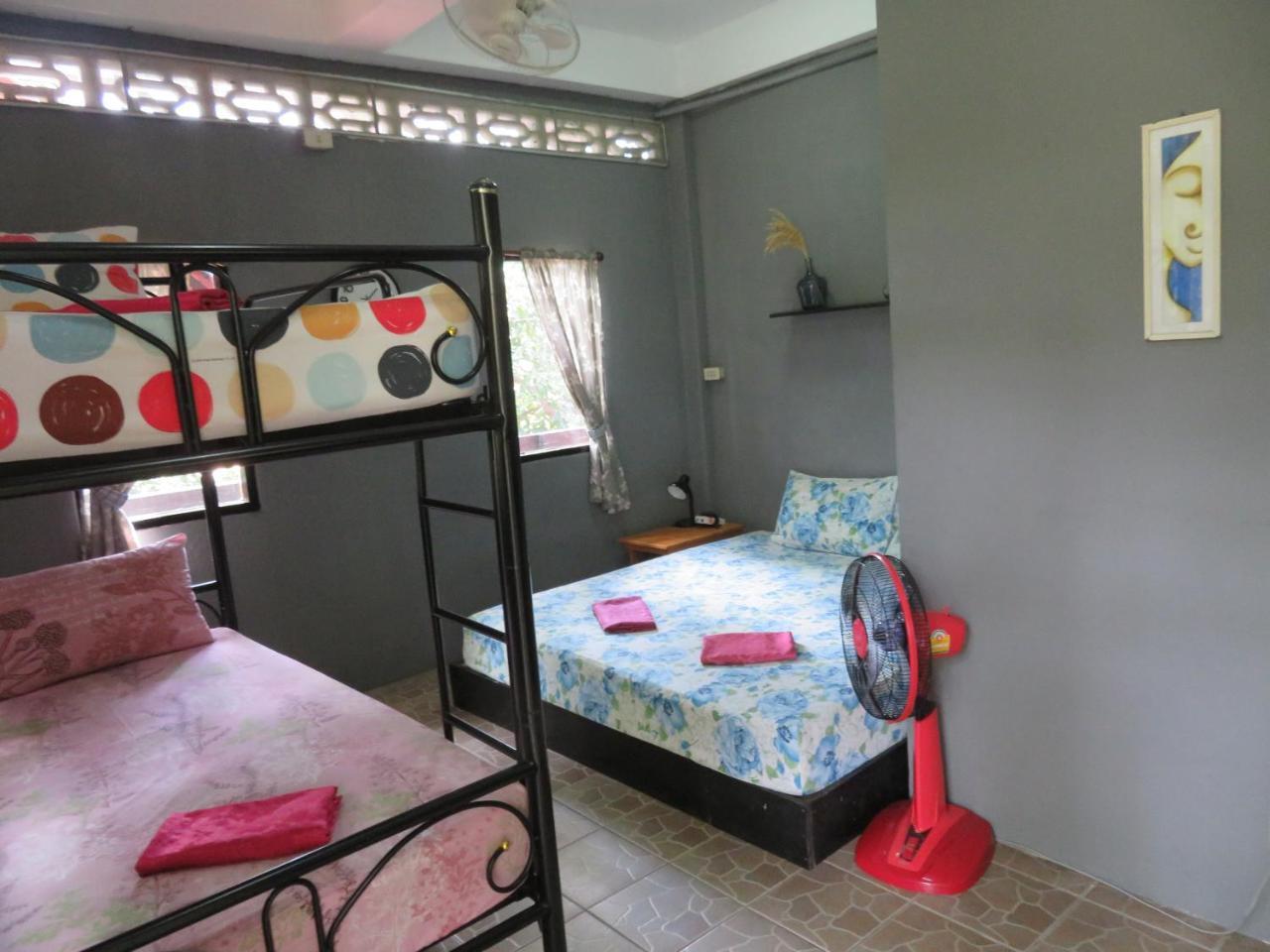 Same Same Guesthouse, Bar & Restaurant (Adults Only) Haad Rin Eksteriør bilde