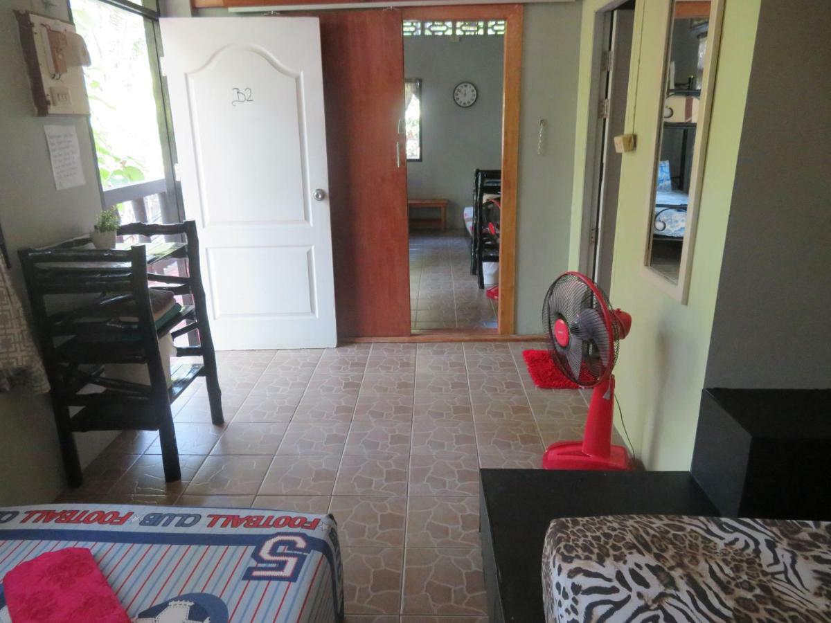Same Same Guesthouse, Bar & Restaurant (Adults Only) Haad Rin Eksteriør bilde