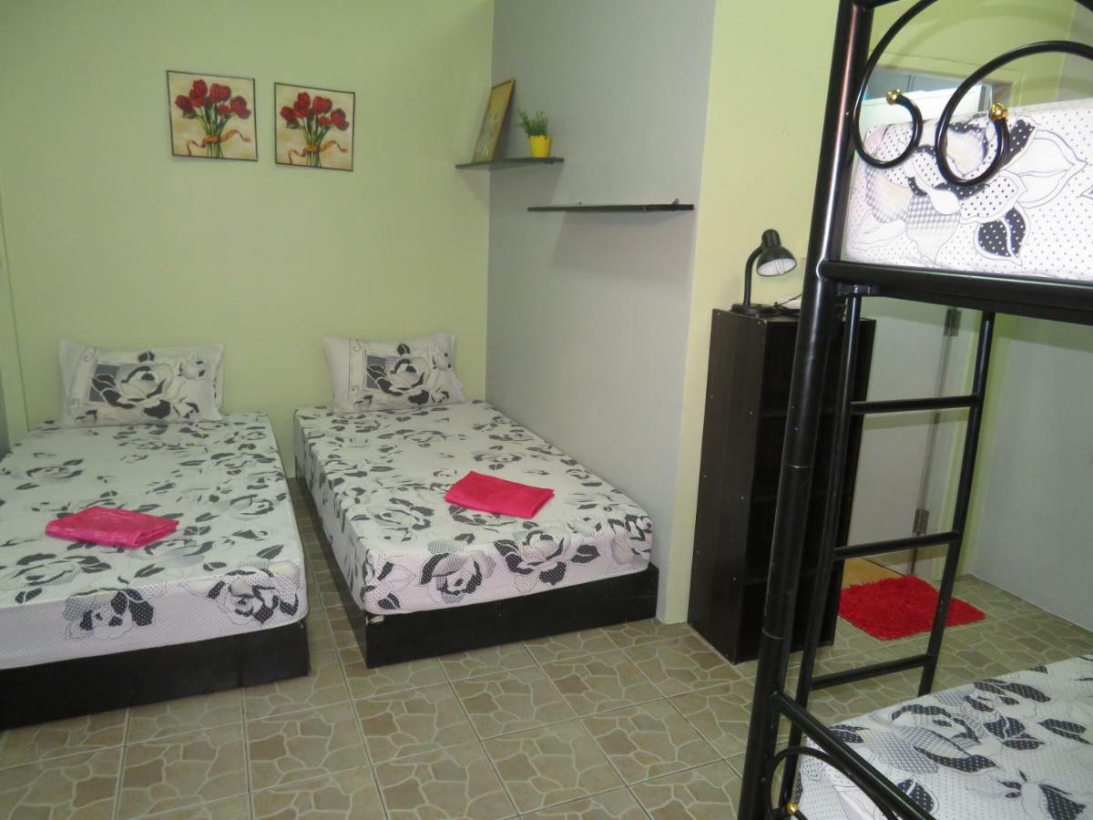 Same Same Guesthouse, Bar & Restaurant (Adults Only) Haad Rin Eksteriør bilde