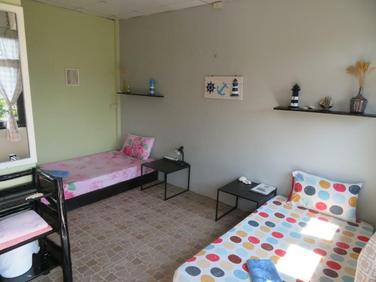 Same Same Guesthouse, Bar & Restaurant (Adults Only) Haad Rin Eksteriør bilde