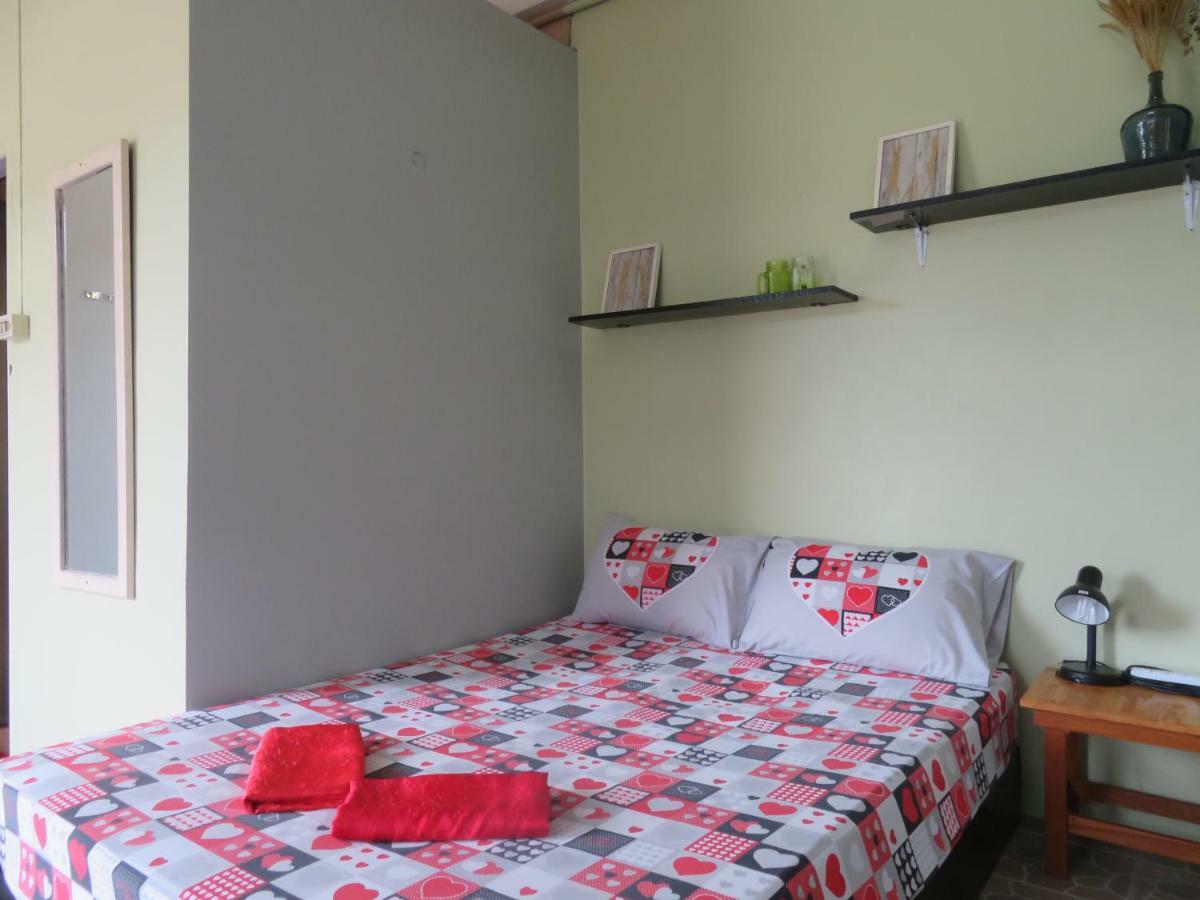 Same Same Guesthouse, Bar & Restaurant (Adults Only) Haad Rin Eksteriør bilde
