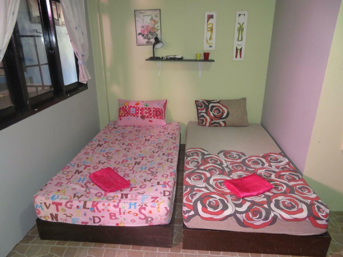 Same Same Guesthouse, Bar & Restaurant (Adults Only) Haad Rin Eksteriør bilde